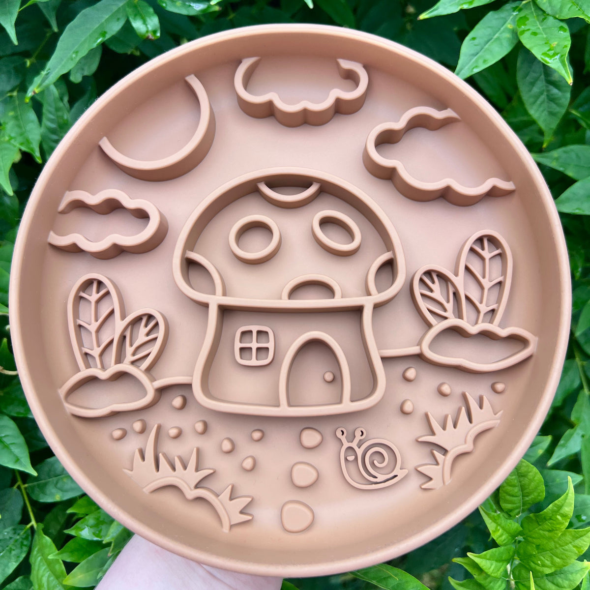 Lickbowl Mushroom Brown - Lakes and Tails