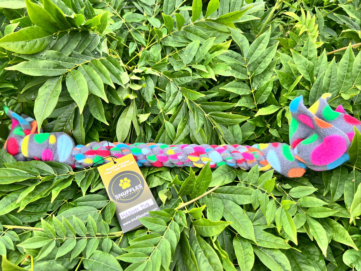 Fleece Tug Grey Spot (Medium)